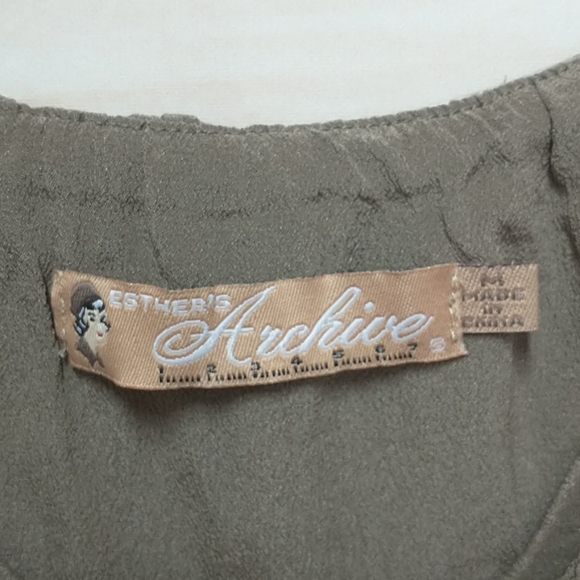 Esther's Archive  Ruffle Peasant Silk Blouse M - Picture 8 of 8